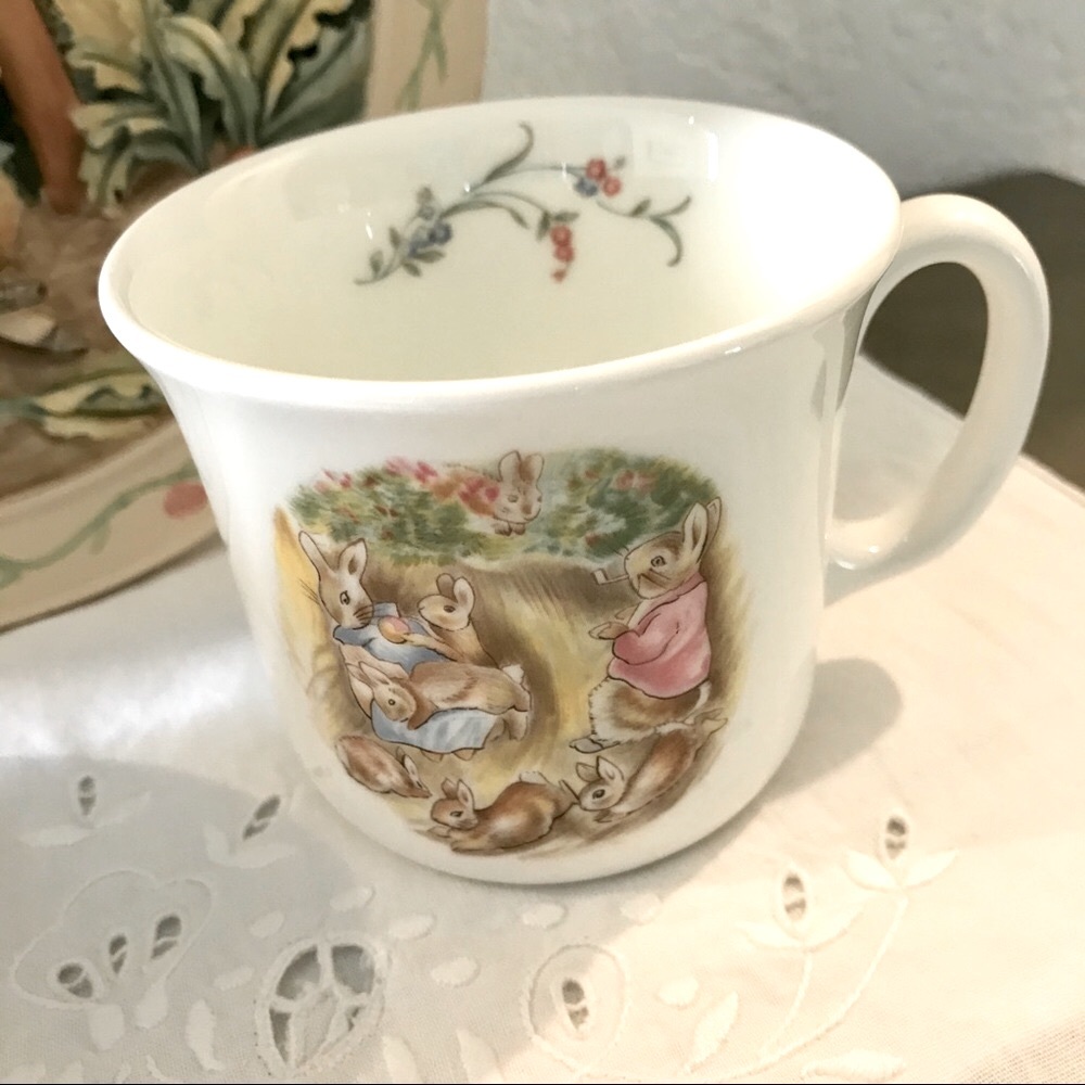 Peter Rabbit Plate Cup & Coin Bank Set - Picture 5 of 9
